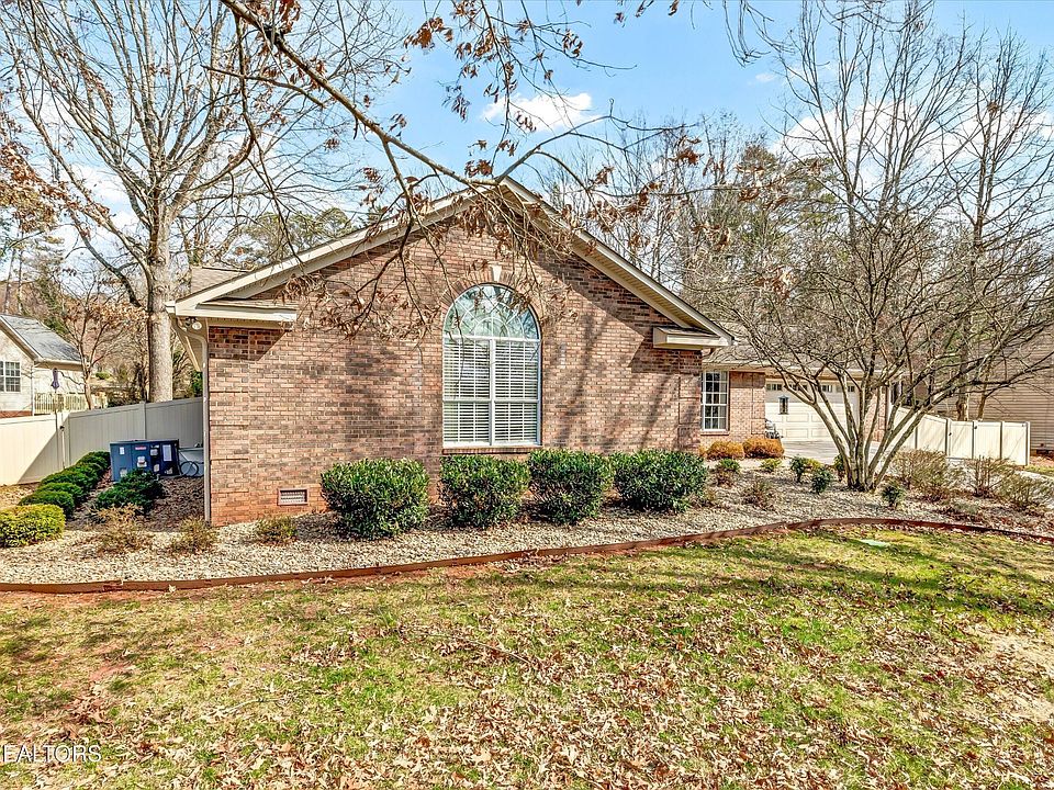1617 Mimosa Dr, Louisville, TN 37777 | Zillow