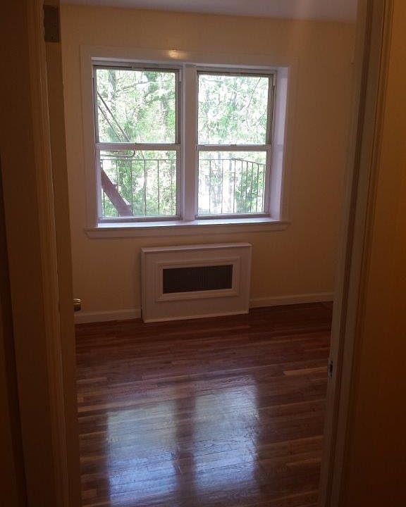2nd image of 91-32 195th St #3