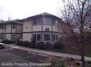 2872 State St APT C, Medford, OR 97504