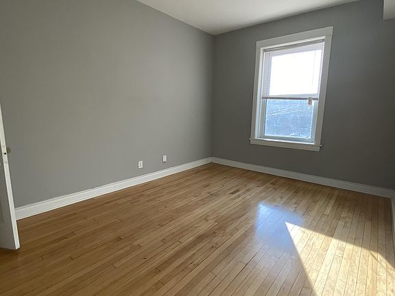 5th image of 4415 N Drake Ave #10729495