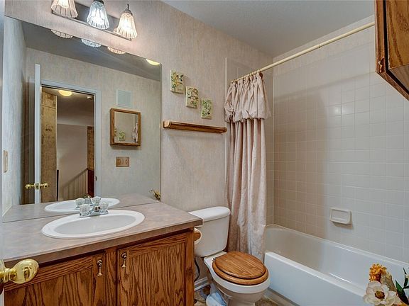 Landing Bathroom for second bedroom