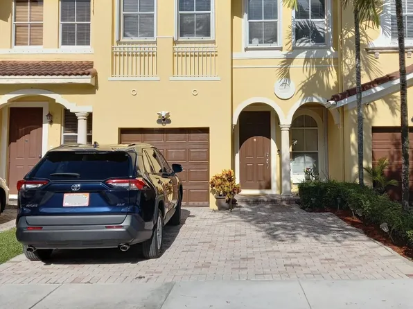 886 SW 149th Ct, Miami, FL 33194