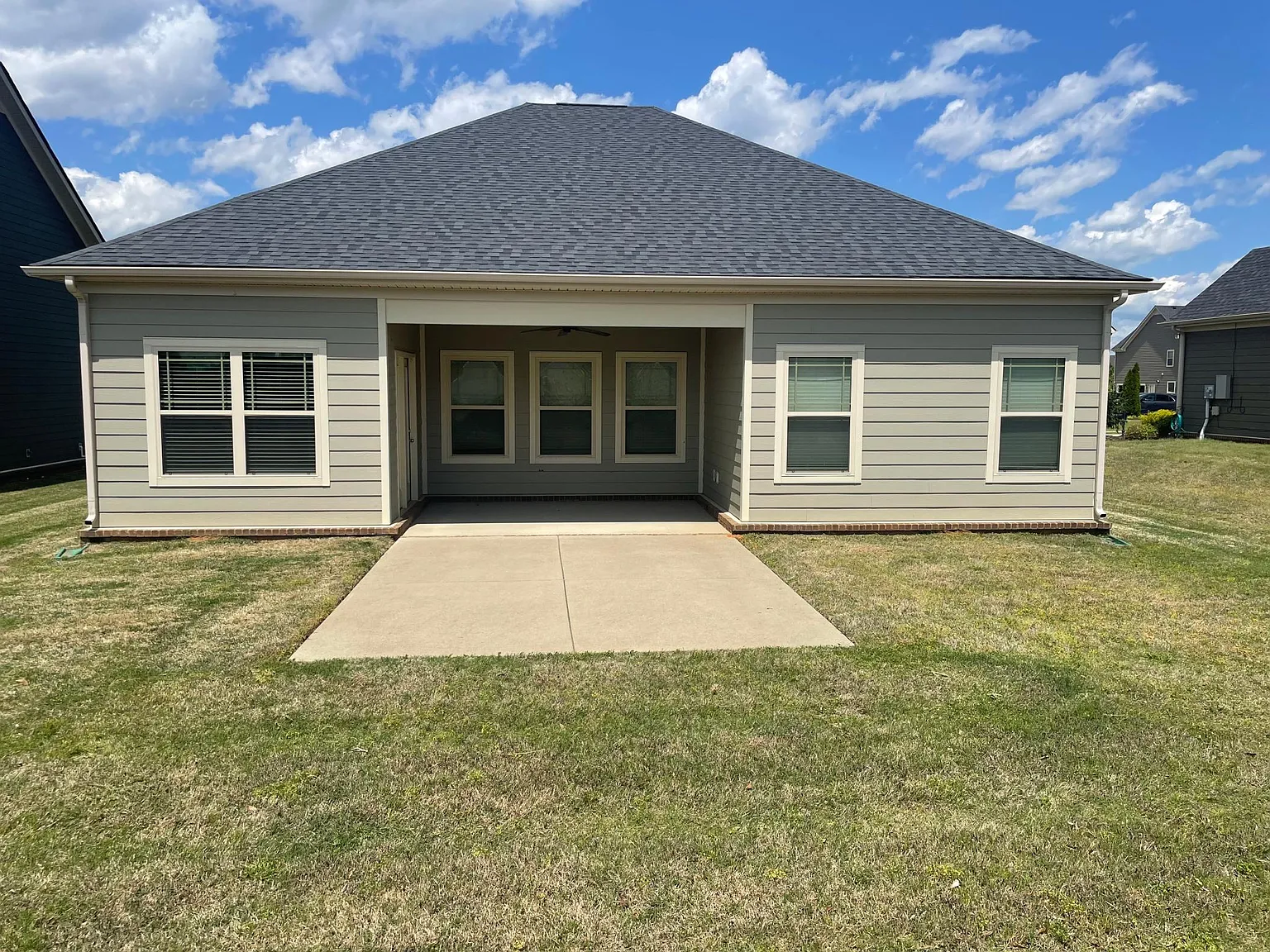 3 bed, 1624 sqft, $2,550 — Photo 3