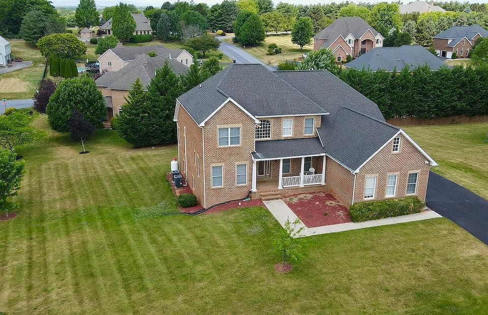 1st image of 10940 Sassan Ln