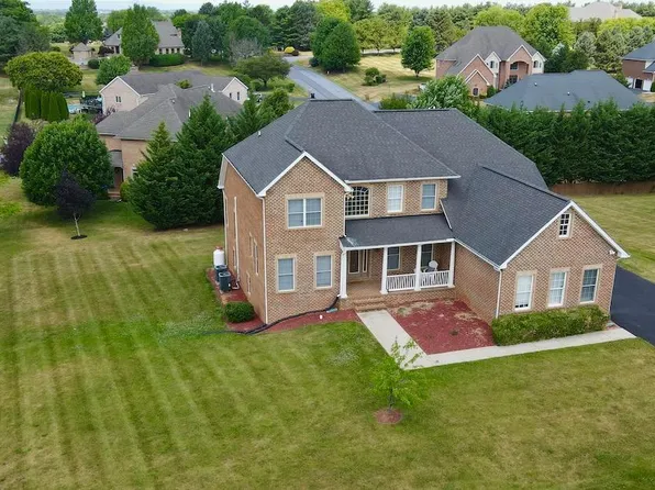 10940 Sassan Ln, Hagerstown, MD 21742