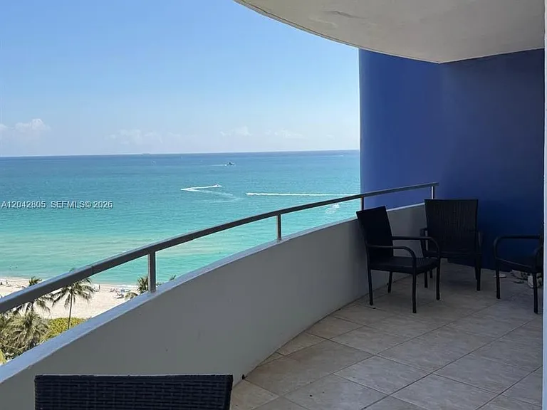 5161 E Collins Ave #1612 — Photo 1
