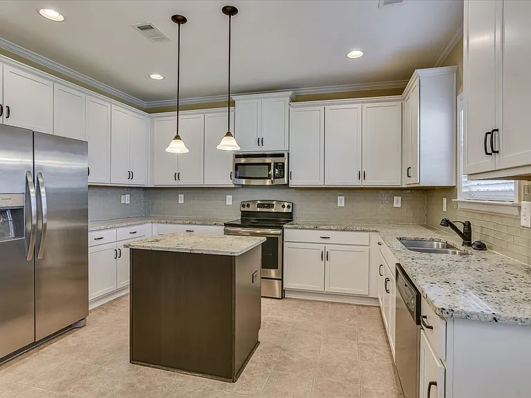 5515 Meghan Ln — Photo 14