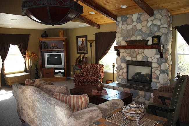 1st image of 101 Ahwahnee Cmns APT 10