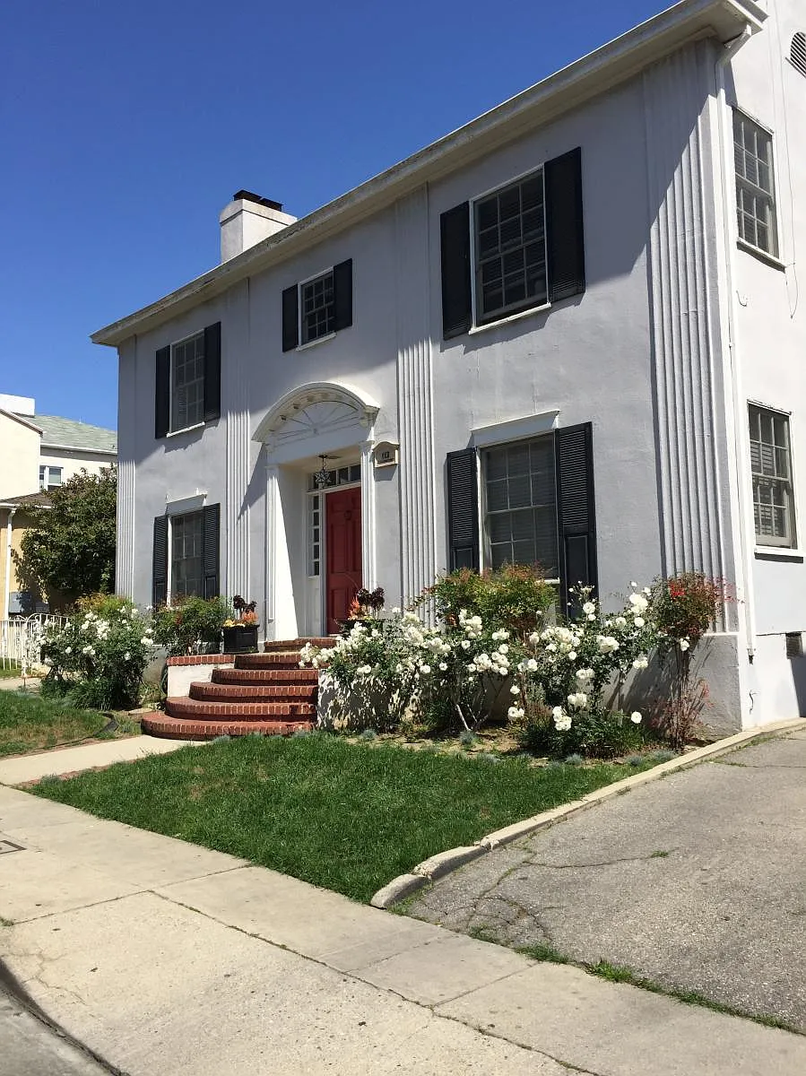 Building Photo - 112 N Edgemont St