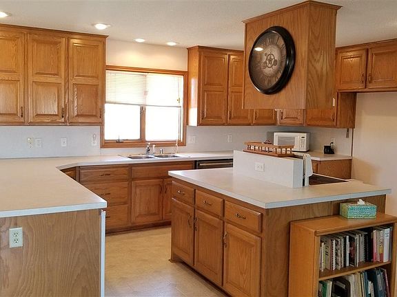3rd image of 1386 Curry Ave #M
