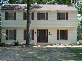 25600 Woodpath Trl, Westlake, OH 44145