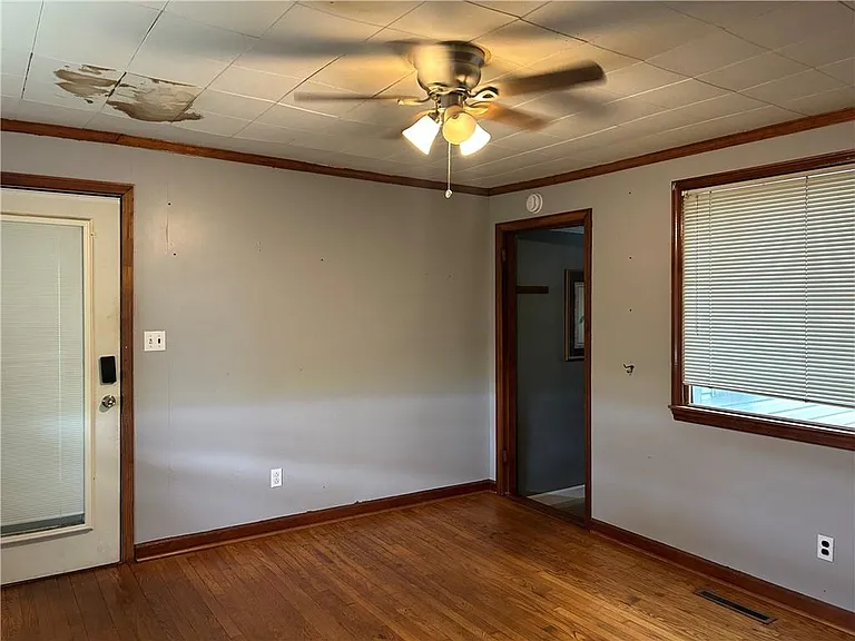 52 Northside Dr — Photo 14