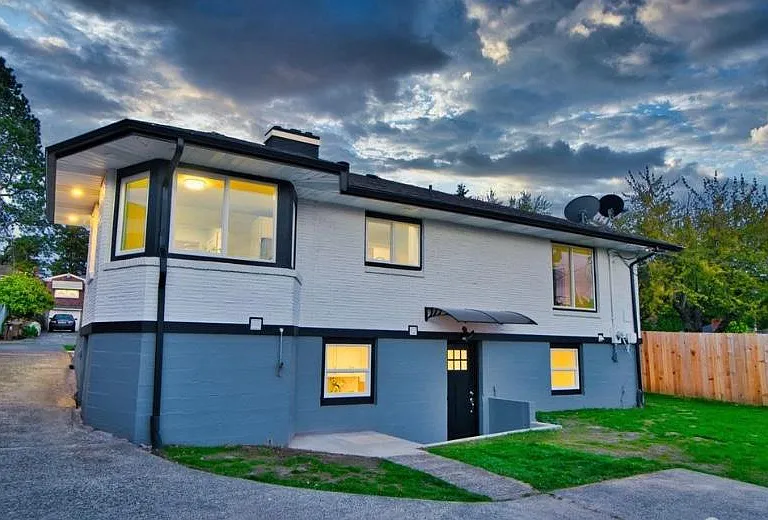 Entrance to Unit 2