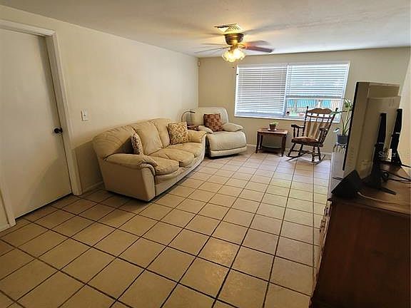 2nd image of 9826 Lehigh Dr