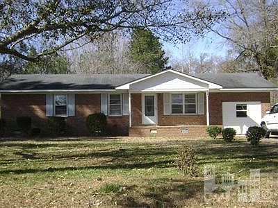 2nd image of 309 Burgaw Creek Loop Road