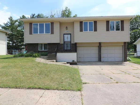 1320 W Pine St, Chillicothe, IL 61523