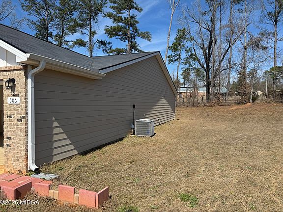 4th image of 506 Pine Meadows Ct