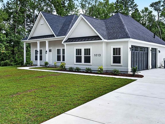 2nd image of 1013 Wachesaw Rd.
