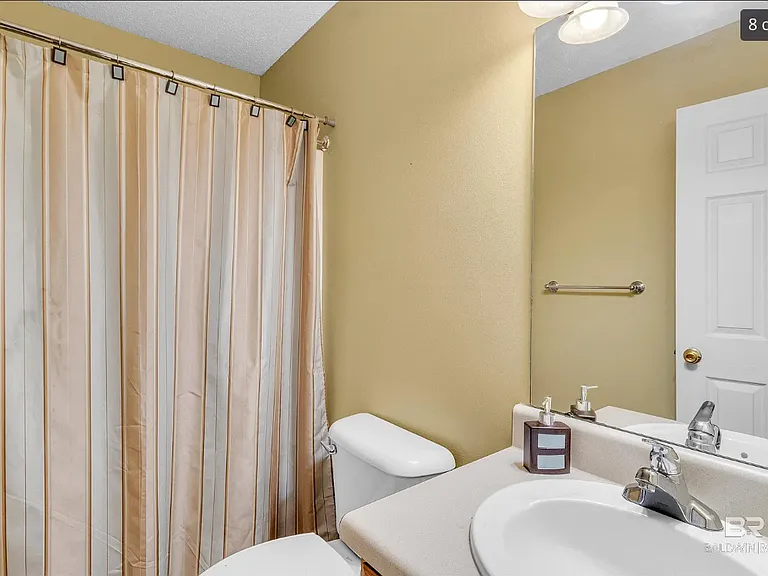 7613 Avery Ln — Photo 9