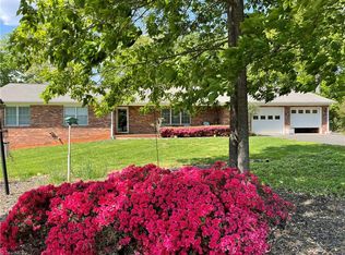 1361 Stony Ridge Rd, Pinnacle, NC 27043