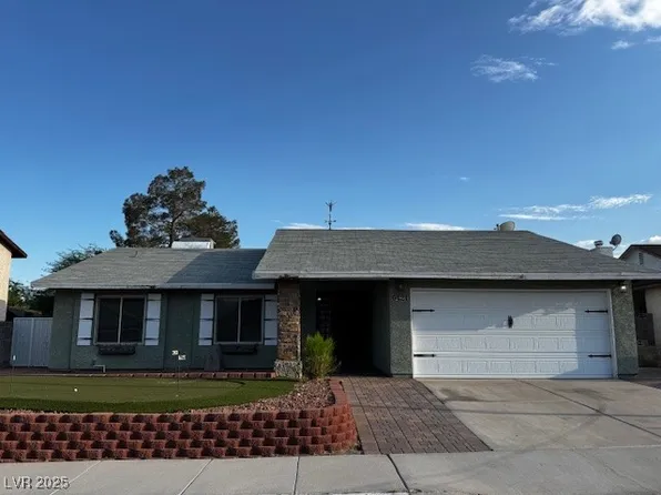 6421 Doby Peak Dr, Las Vegas, NV 89108