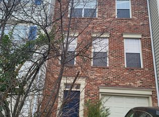 1108 Cypress Tree Pl, Herndon, VA 20170