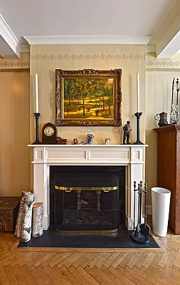 Sold by Prime Manhattan | media 29