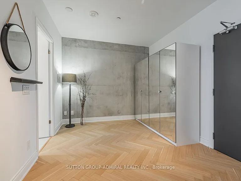608 Richmond St W #1304 — Photo 5