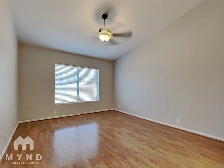 10257 W Pasadena Ave — Photo 11