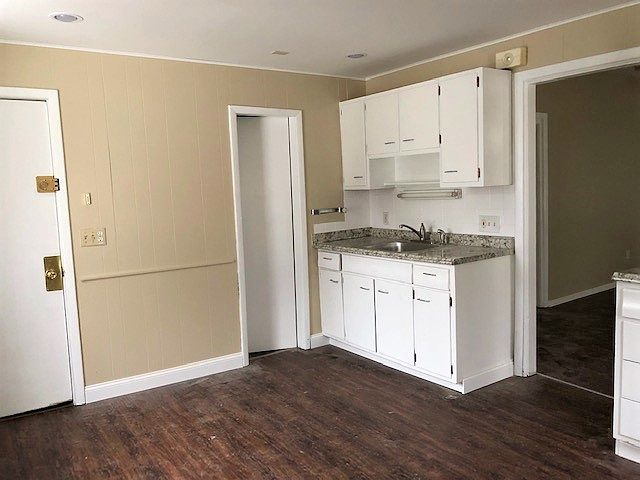 1st image of 339 Fletcher St #1
