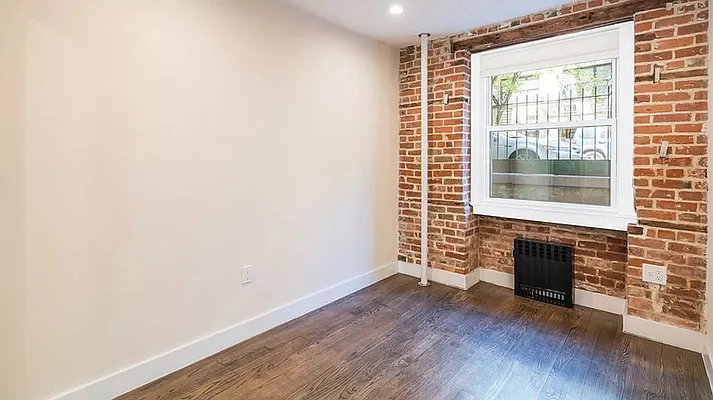 Rented by Douglas Elliman | media 23