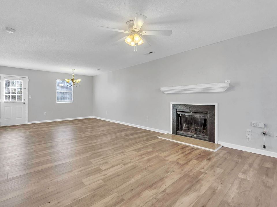 7 Allenwood Ln, Greer, SC 29650 Zillow