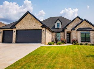241 Trevi Fontana Pl, Springdale, AR 72762