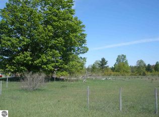 18384 Us 31, Interlochen, MI 49643