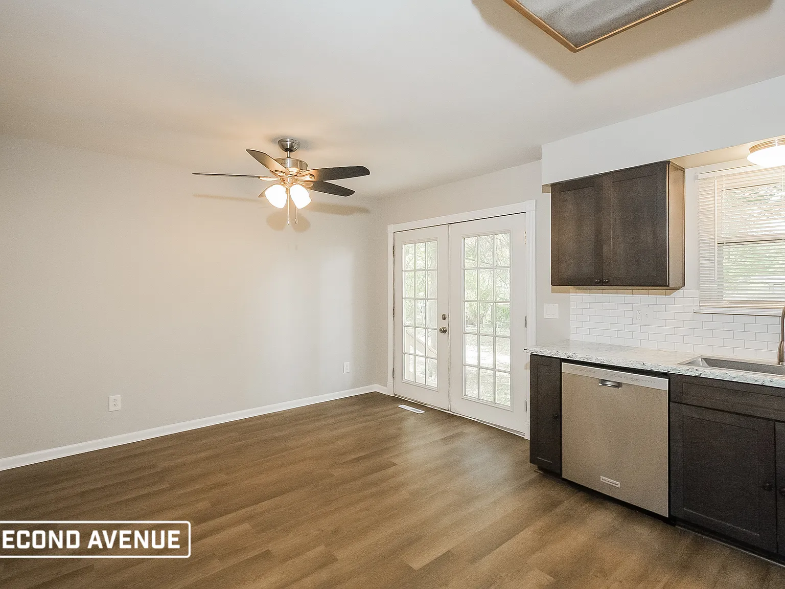 4 bed, 2.5 bath, 1670 sqft, $1,995 — Photo 4