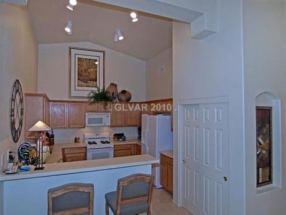 4th image of 10178 Juniper Creek Ln