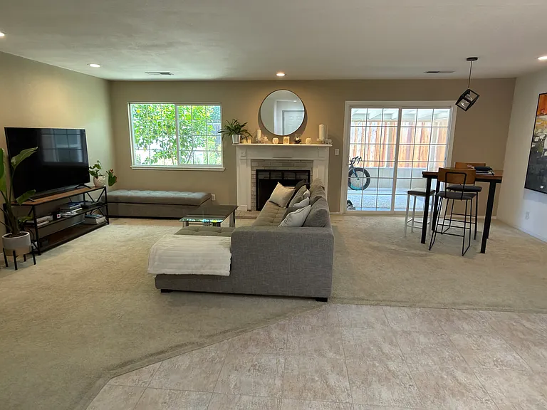 805 Caribbean Ct #1 — Photo 2