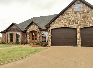 102 New Braunfels Ln, Hallsville, TX 75650