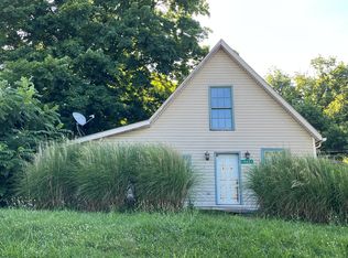 16592 N Broadway St, Moores Hill, IN