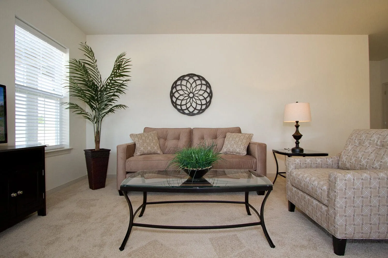 2 bed, 1230 sqft, $1,650 — Photo 3