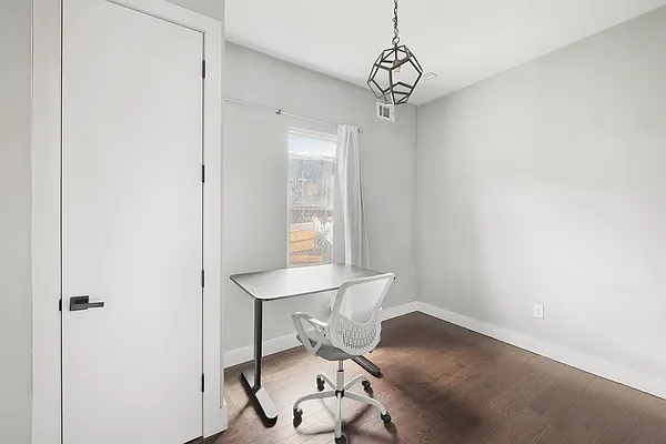 Rented by Brown Harris Stevens | media 25