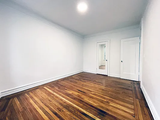 Rented by Bohemia Realty Group | media 19