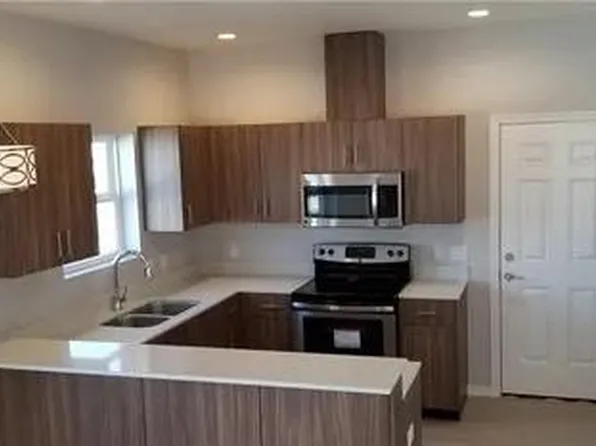 503 Newport Ave APT 4, Edinburg, TX 78539
