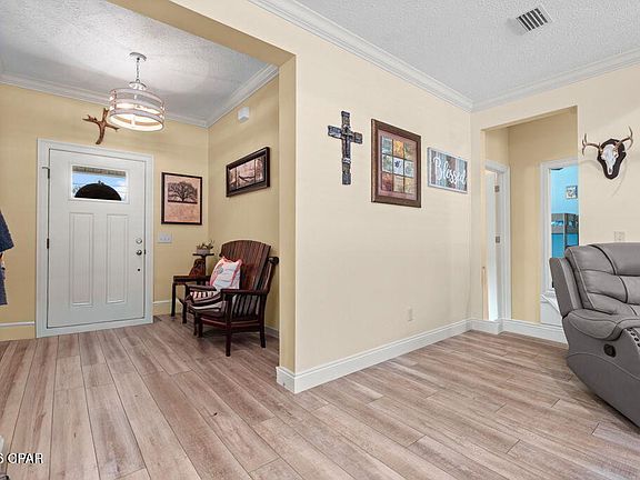 5th image of 211 Skunk Valley Rd