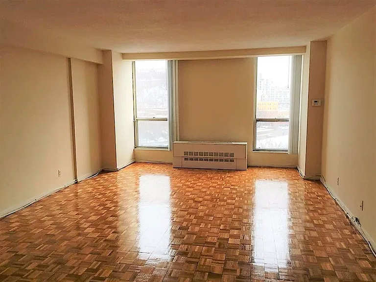 33 Pond Ave #813 — Photo 3