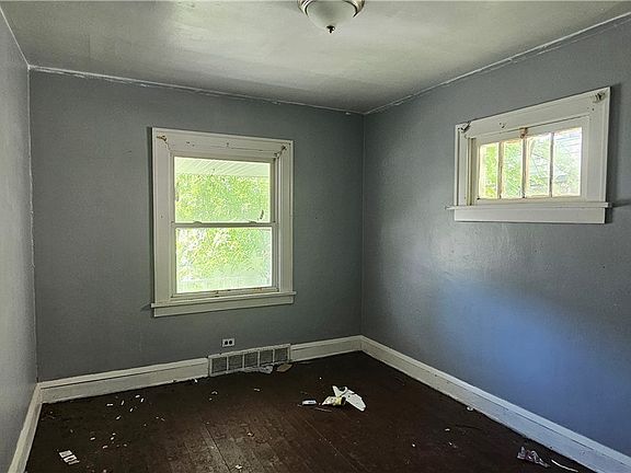 2nd image of 7705 New York Ave