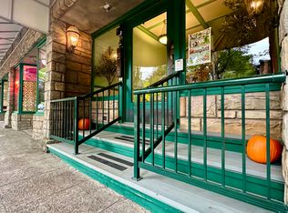 604 1/2 W Crockett St APT J, Seattle, WA 98119