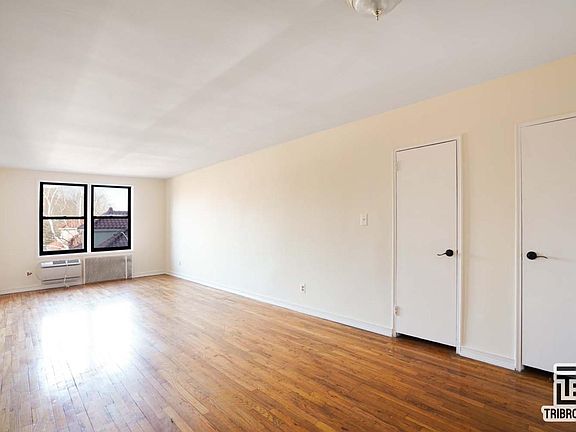 3rd image of 6215 Broadway APT 1