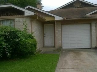 13719 Sableglen St, Houston, TX 77014