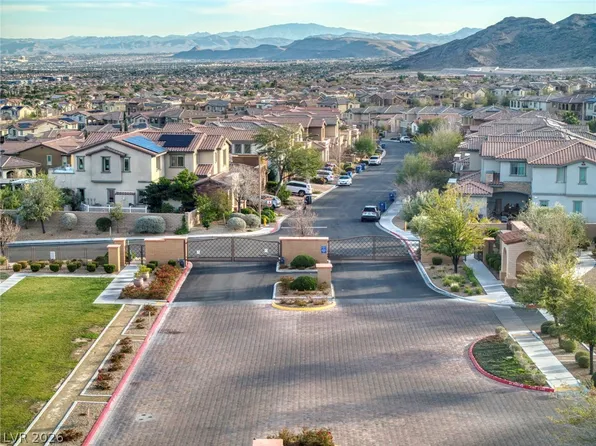 313 Castellari Dr, Las Vegas, NV 89138